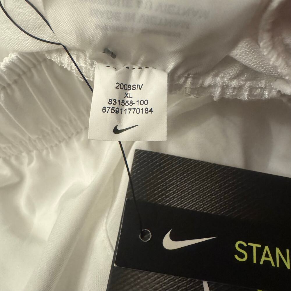 NWT Nike Women's Size XL Dri-FIT Tempo Running Shorts - White - Picture 9 of 10
